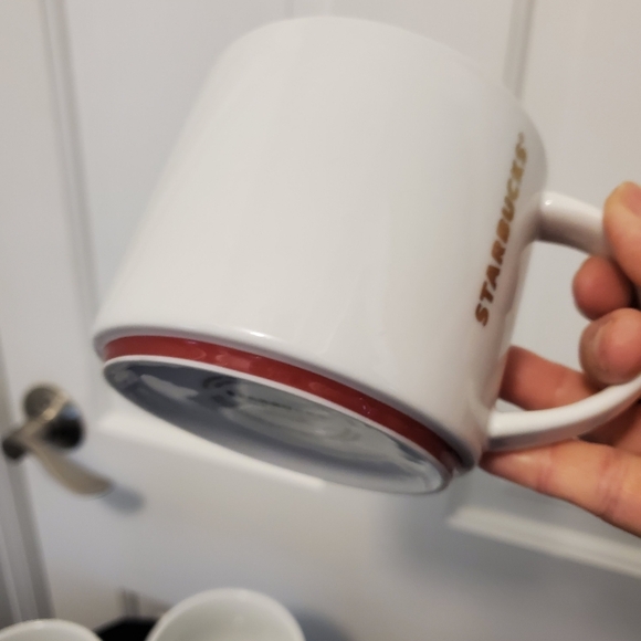 Starbucks Stackable White Mugs From 2012 With Red STRIPE - Picture 8 of 10